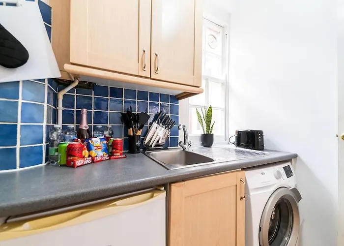 Beautiful One Bedroom Flat In Tavistock Place